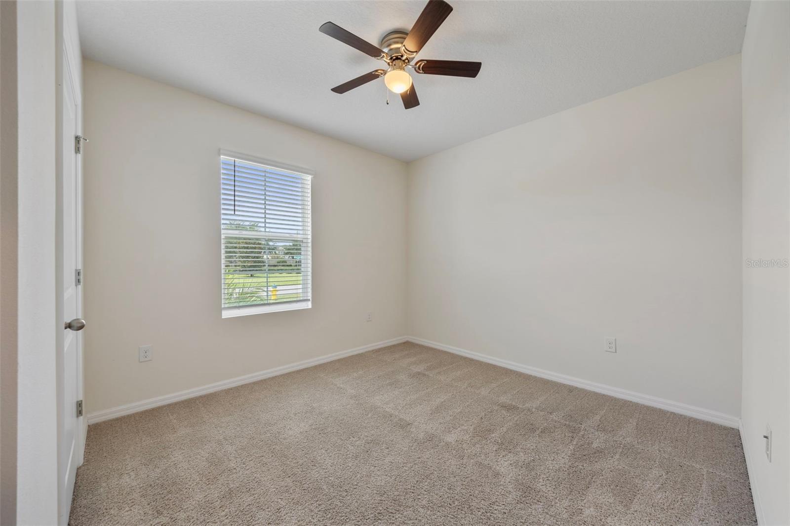 11910 LITTLE VIOLET CIR