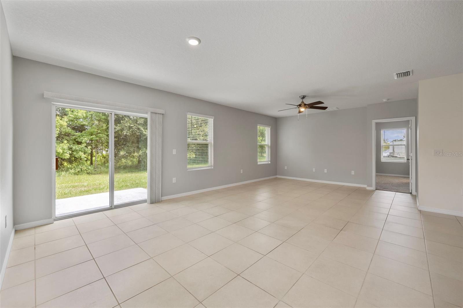 11910 LITTLE VIOLET CIR