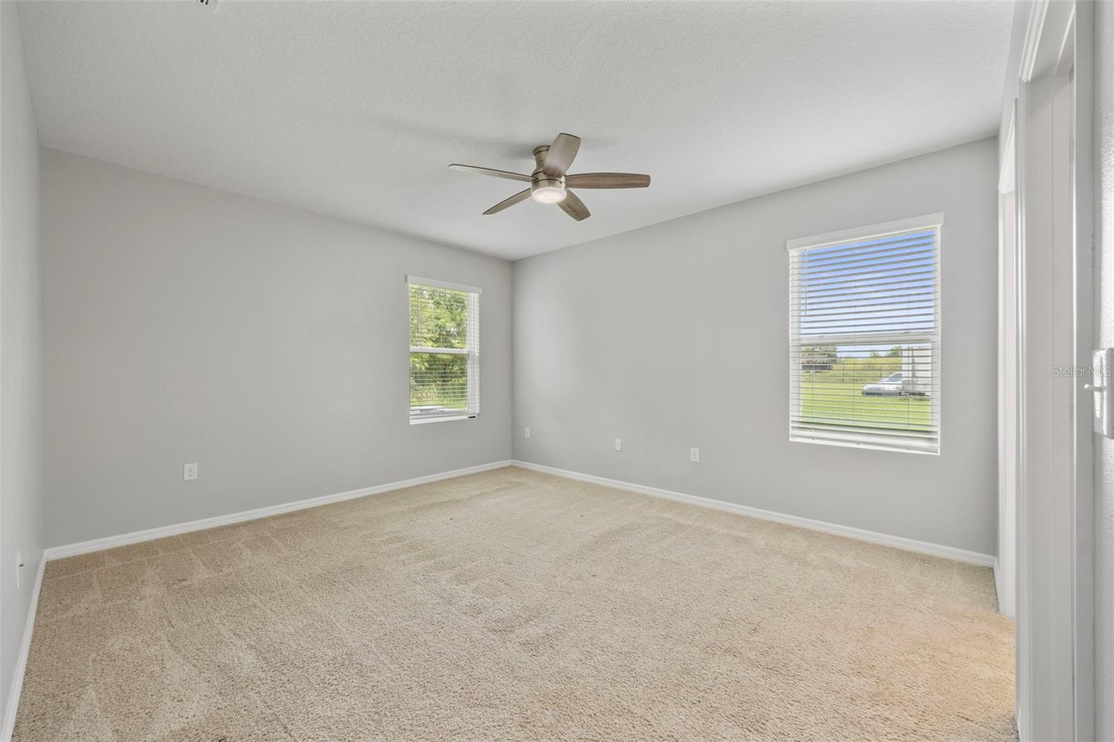 11910 LITTLE VIOLET CIR