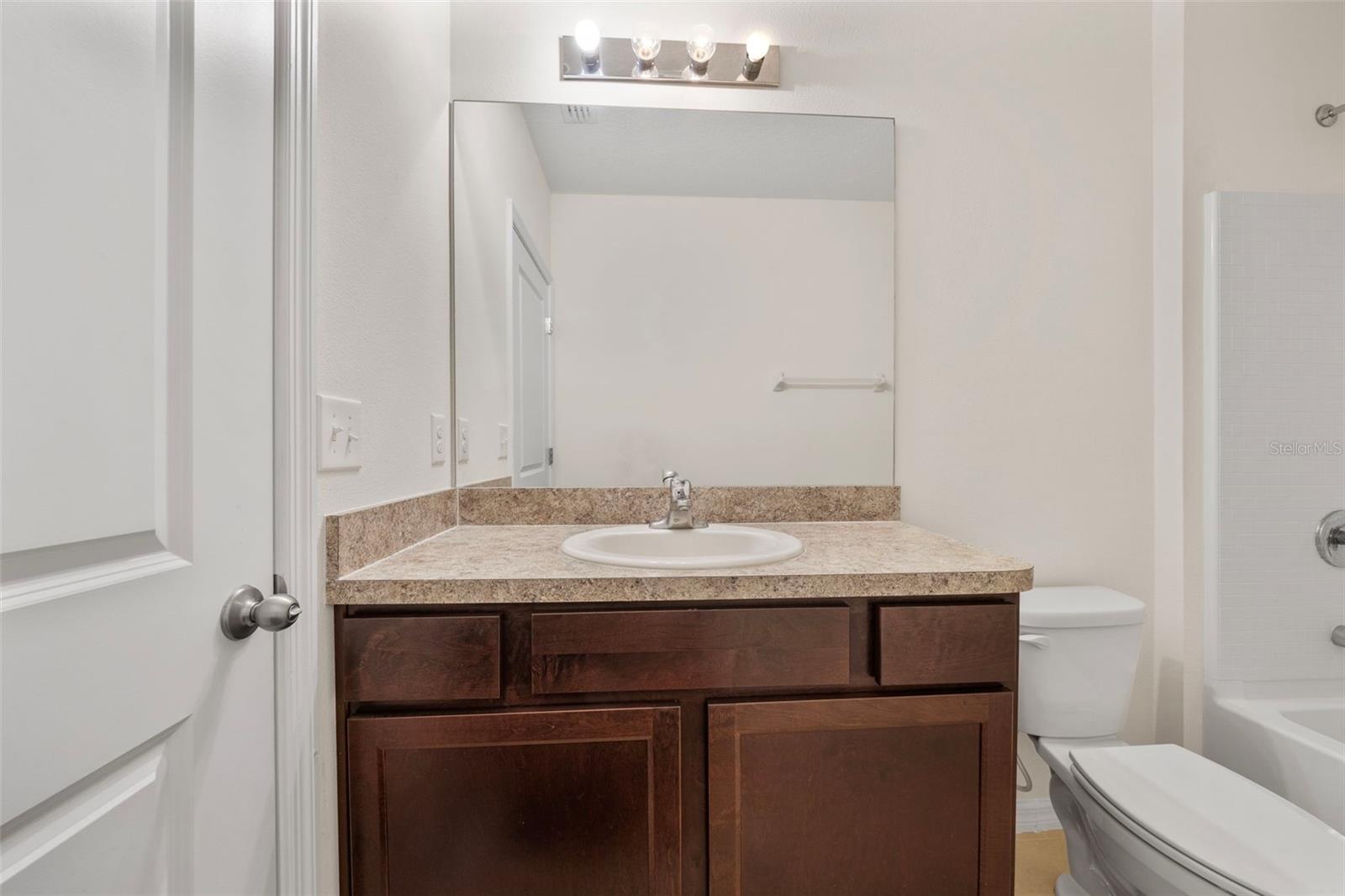 11910 LITTLE VIOLET CIR