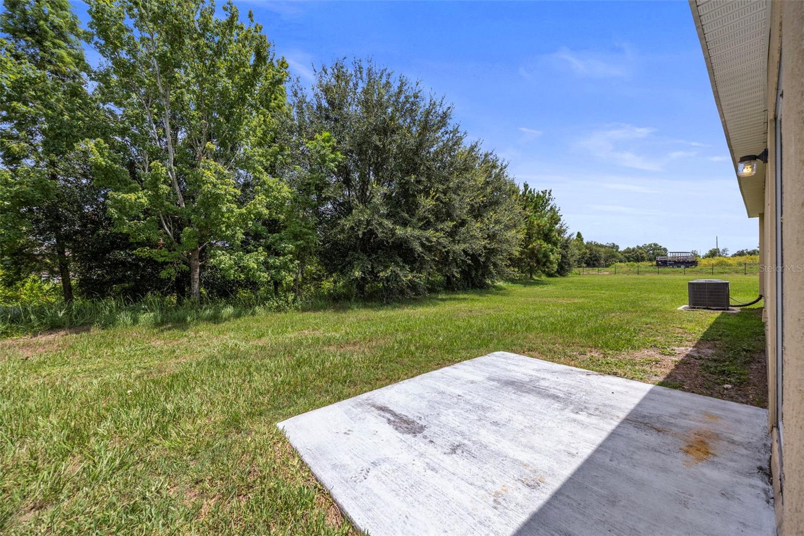 11910 LITTLE VIOLET CIR