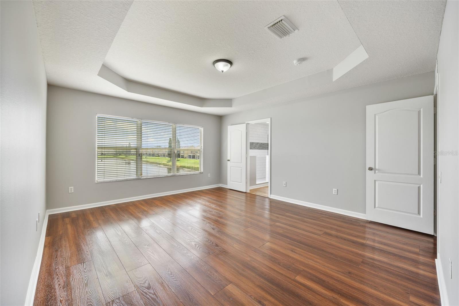 4724 BARNSTEAD DR