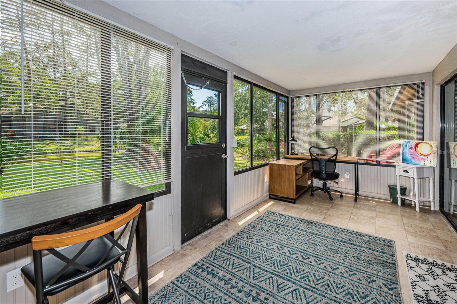 315 WOODS LANDING TRL