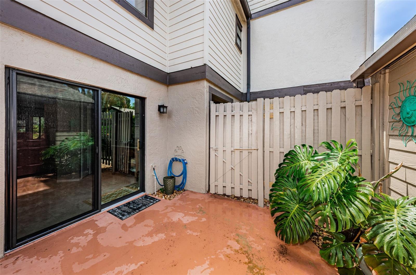 315 WOODS LANDING TRL