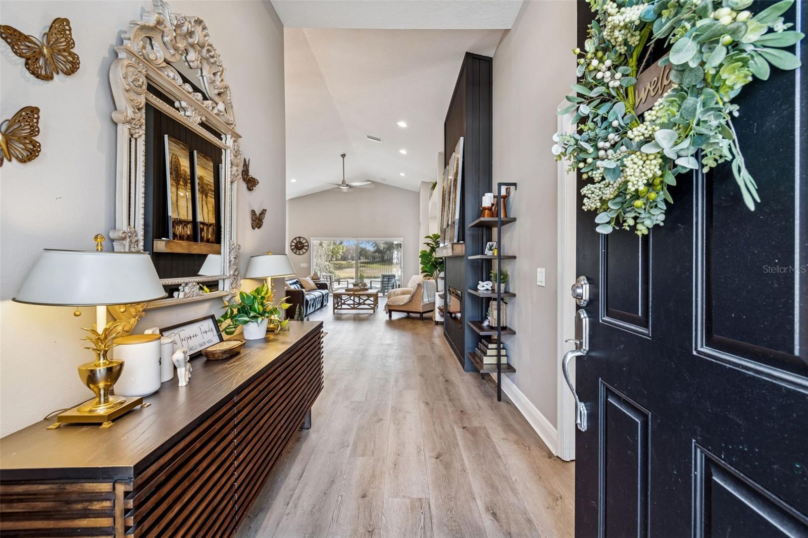 18617 LE DAUPHINE PL