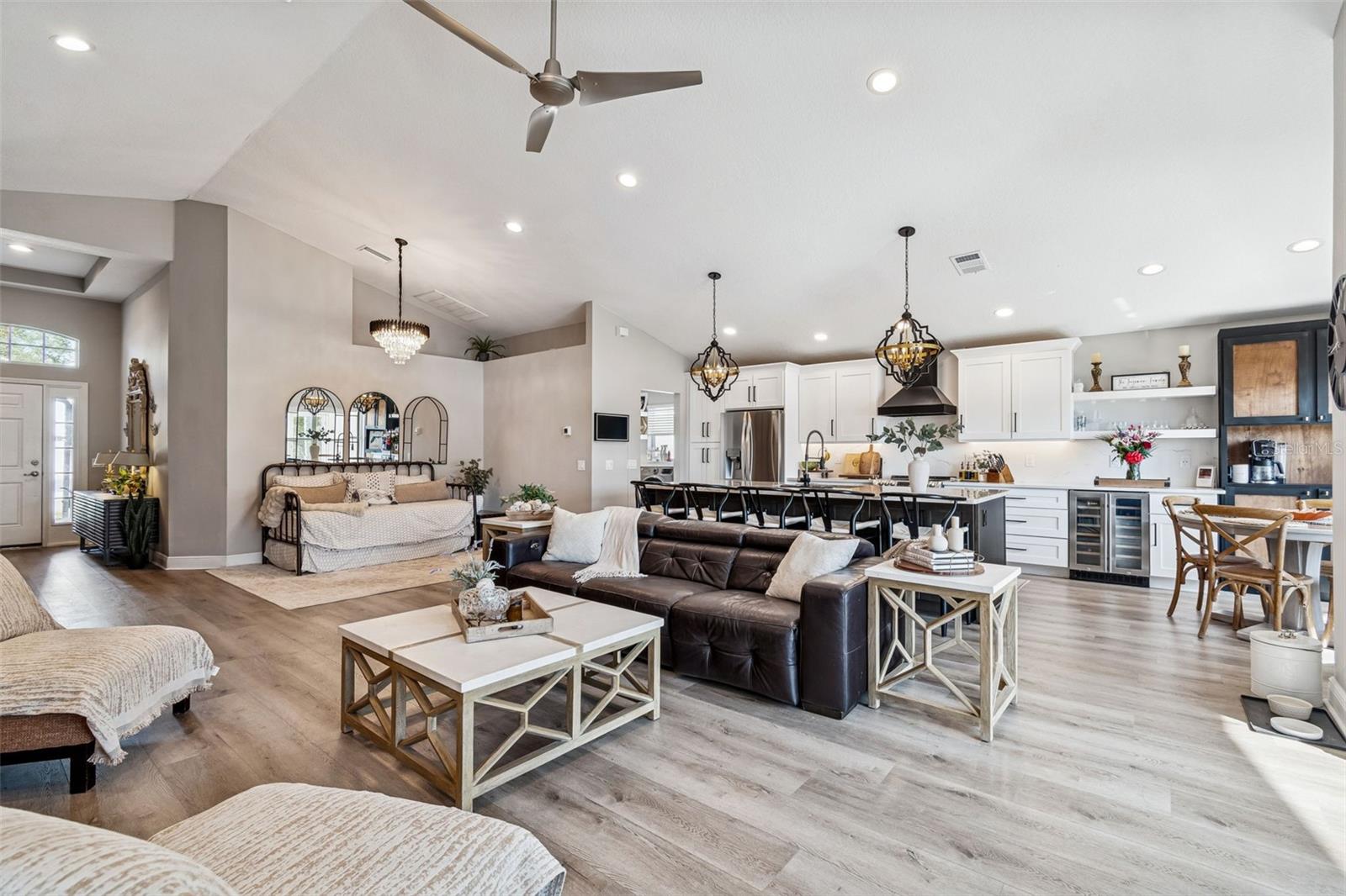 18617 LE DAUPHINE PL