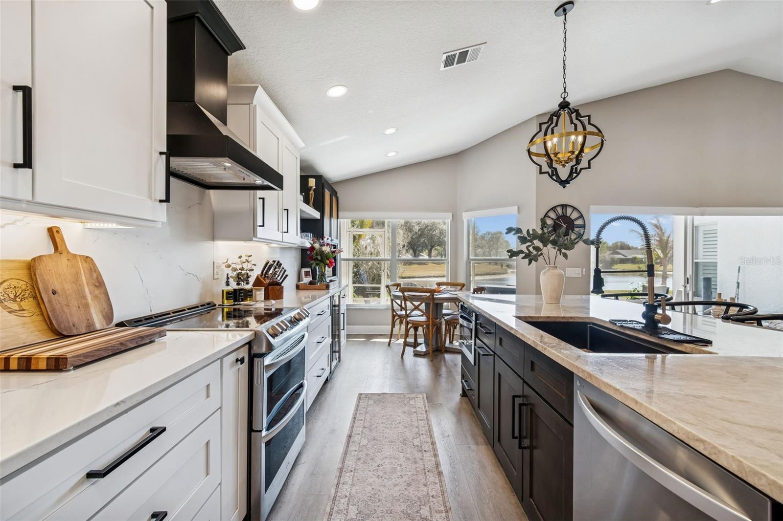 18617 LE DAUPHINE PL