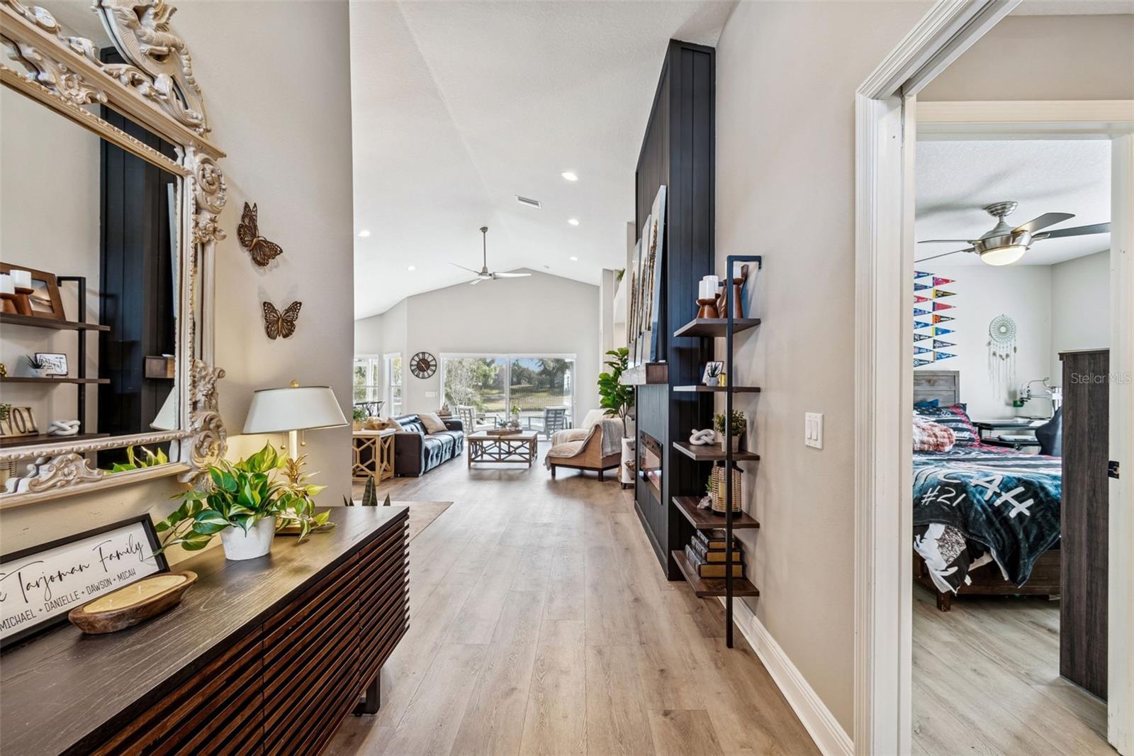 18617 LE DAUPHINE PL