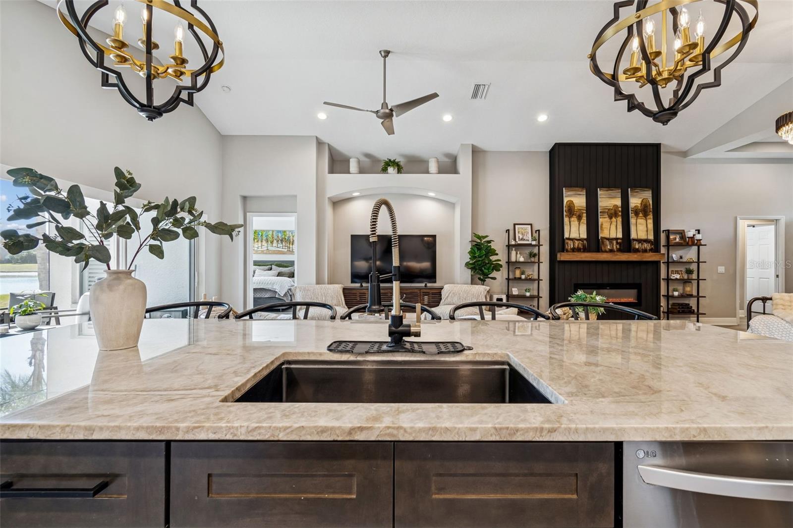 18617 LE DAUPHINE PL