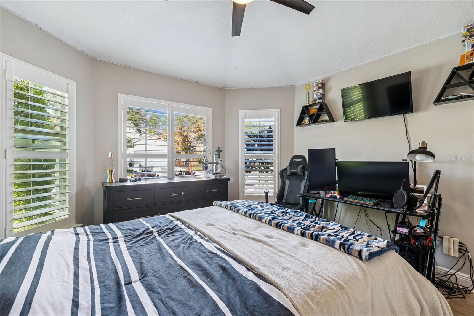 18617 LE DAUPHINE PL