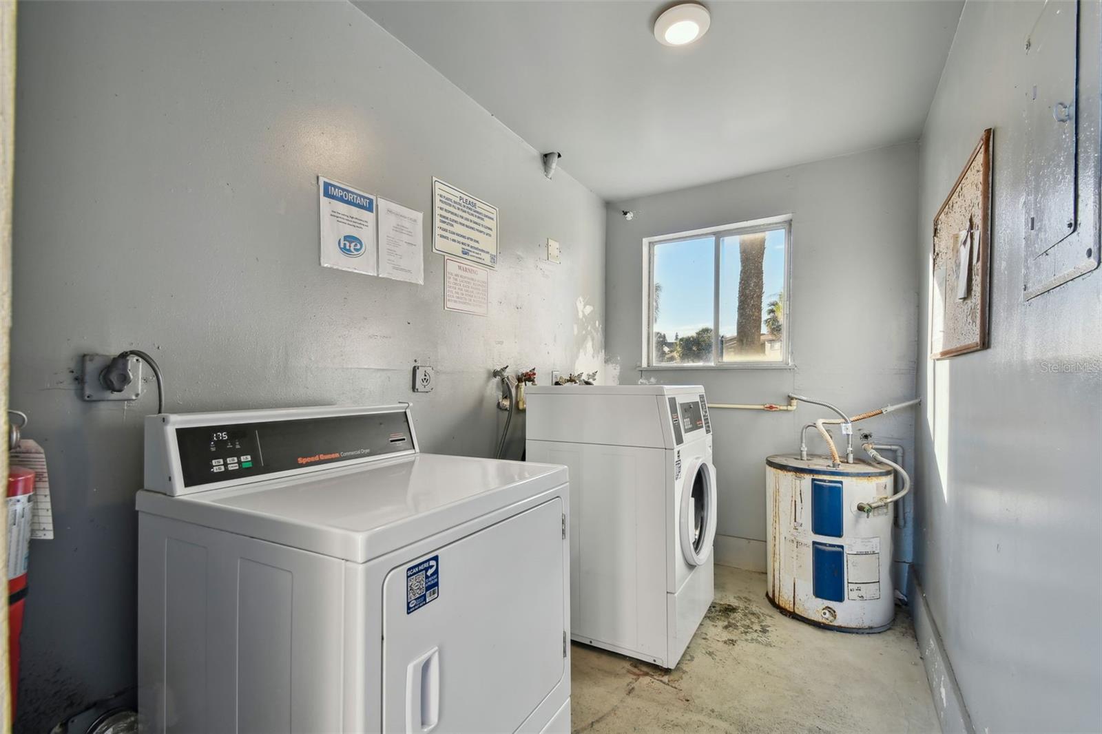 6330 NEWTOWN CIR #30B4