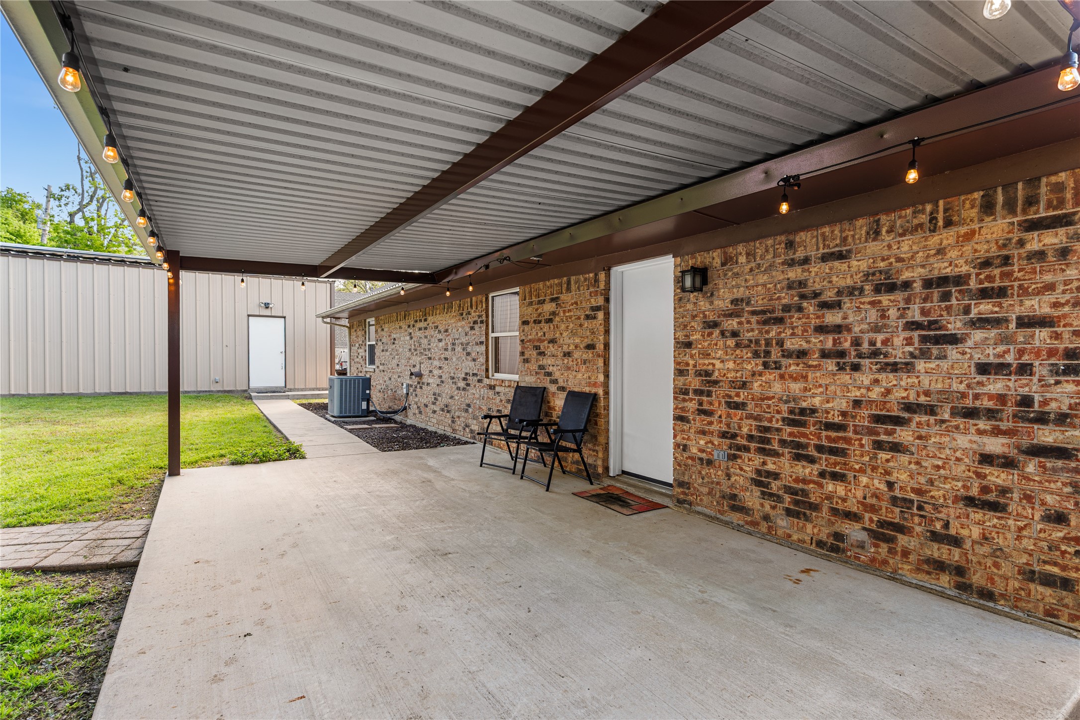 104 Chisholm Street
