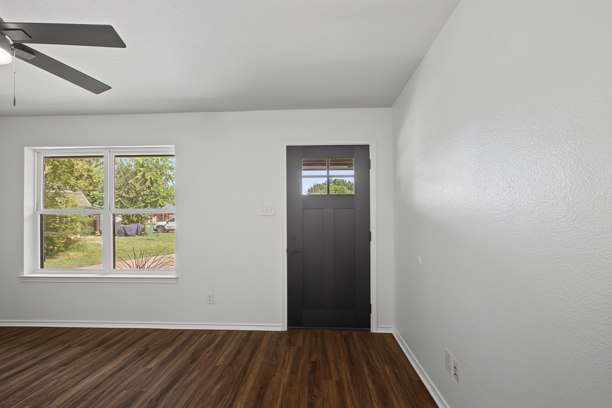 815 Steve Ct