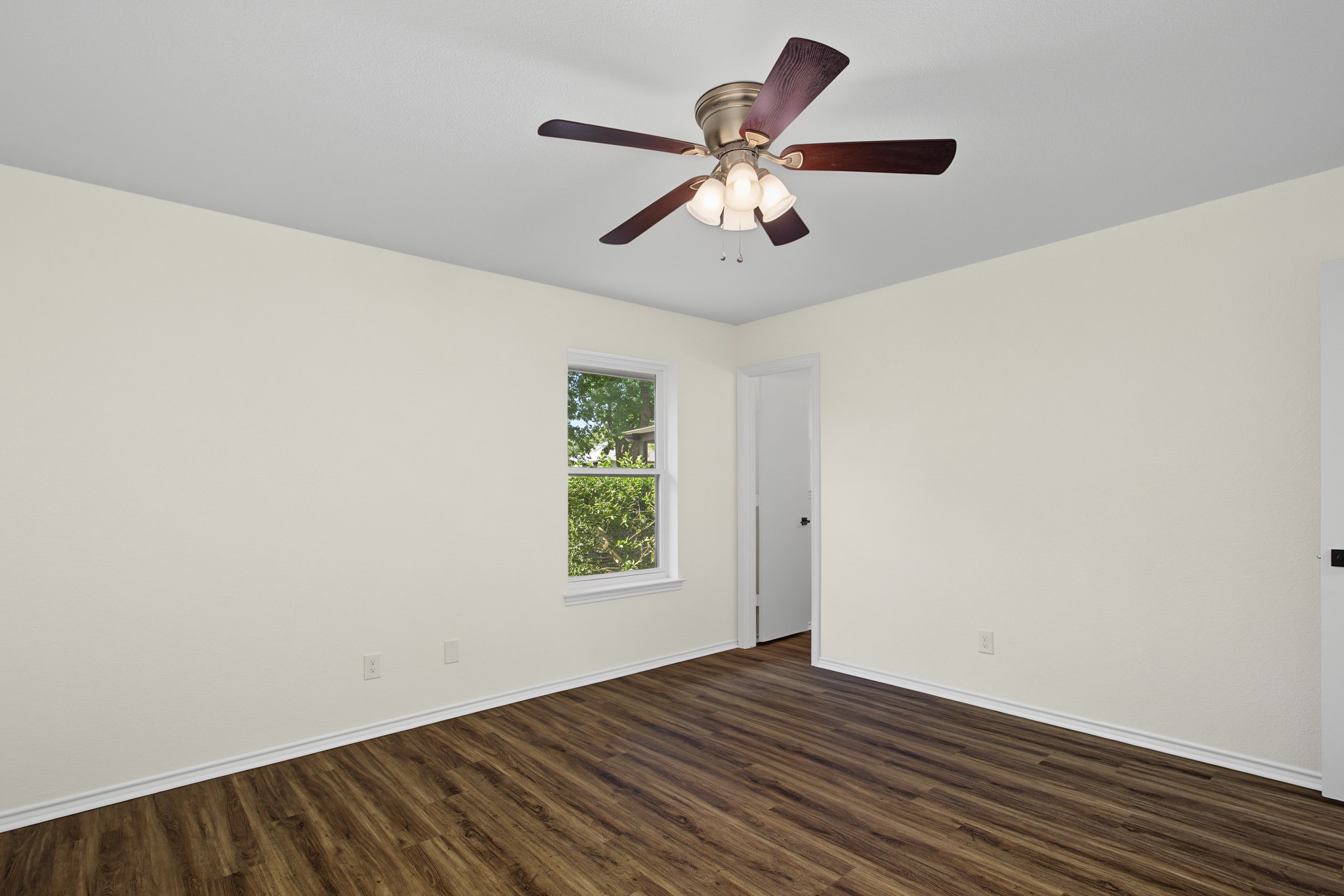 815 Steve Ct