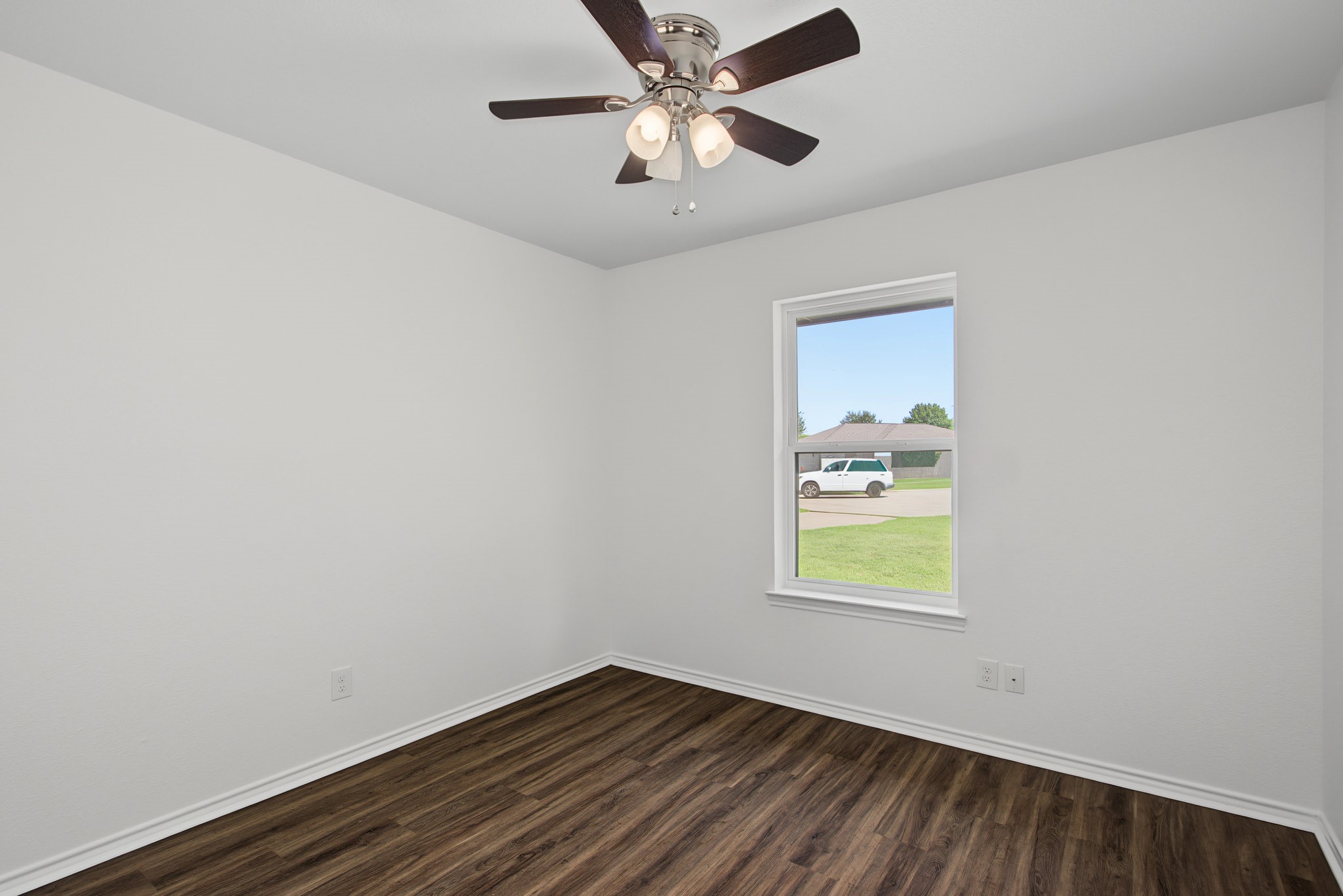815 Steve Ct