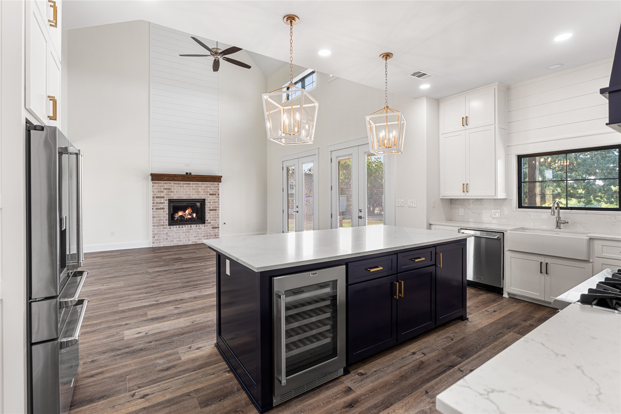 192 Lago Lane