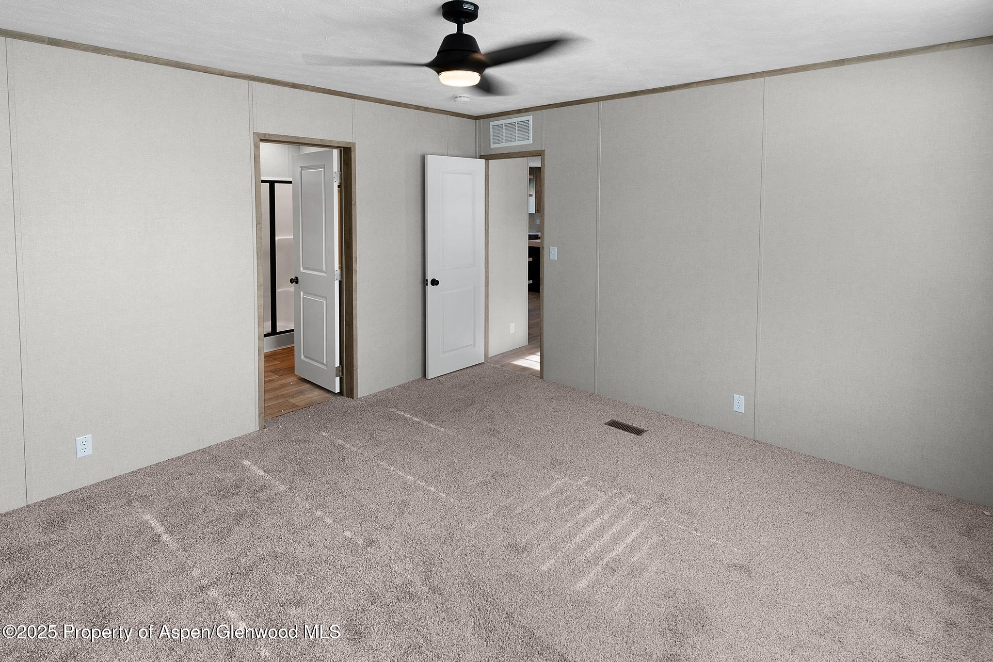 200 W 20th Street E2