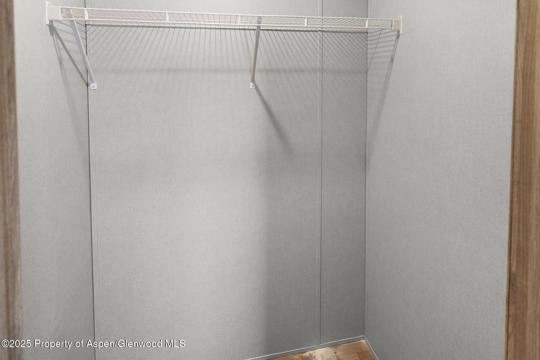 200 W 20th Street E2