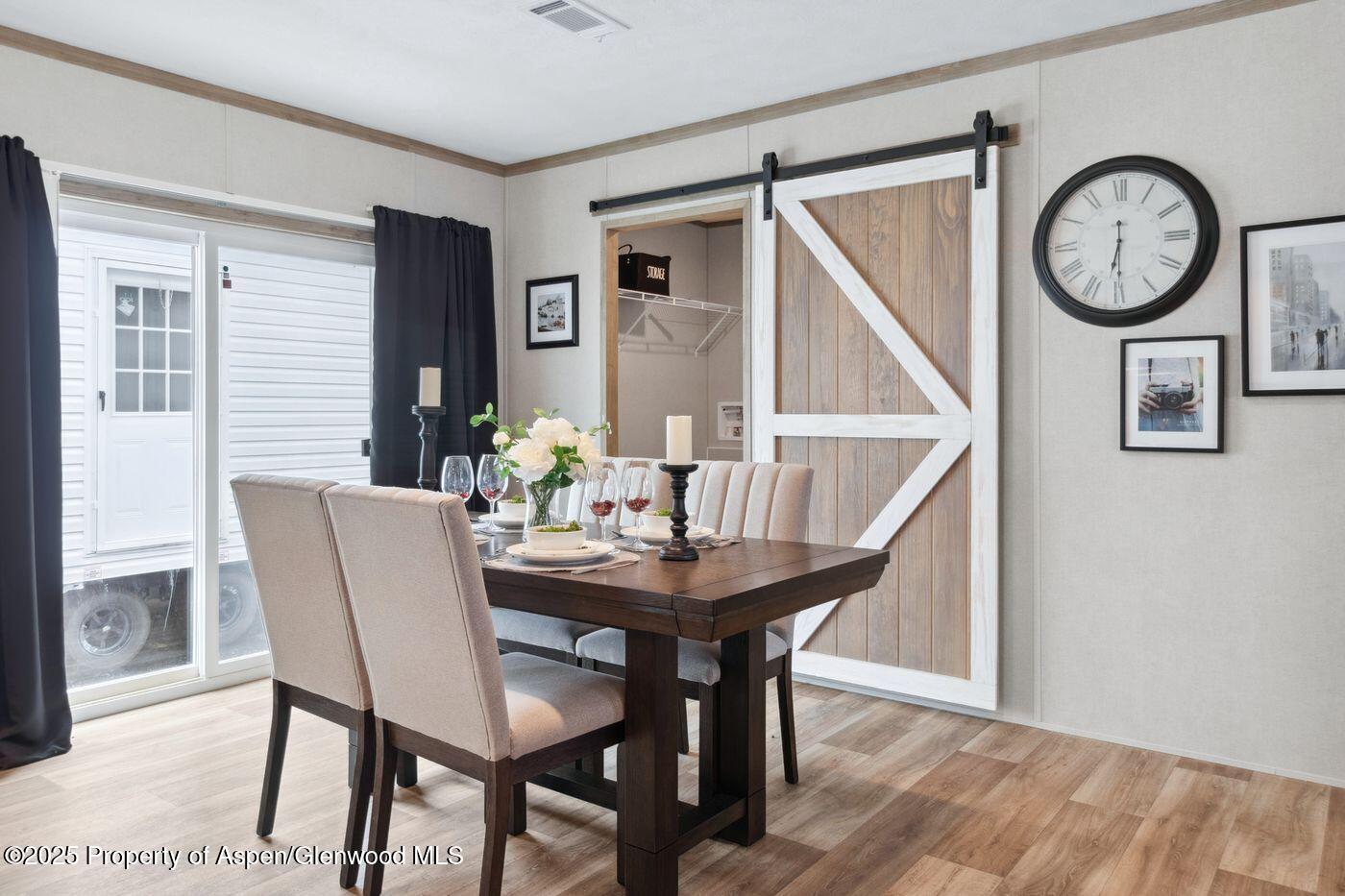 200 W 20th Street, D21