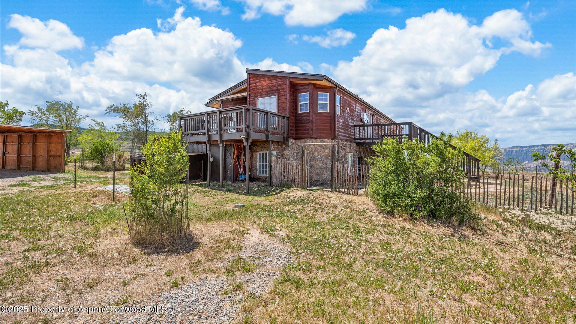 160 Mustang Mesa Trail