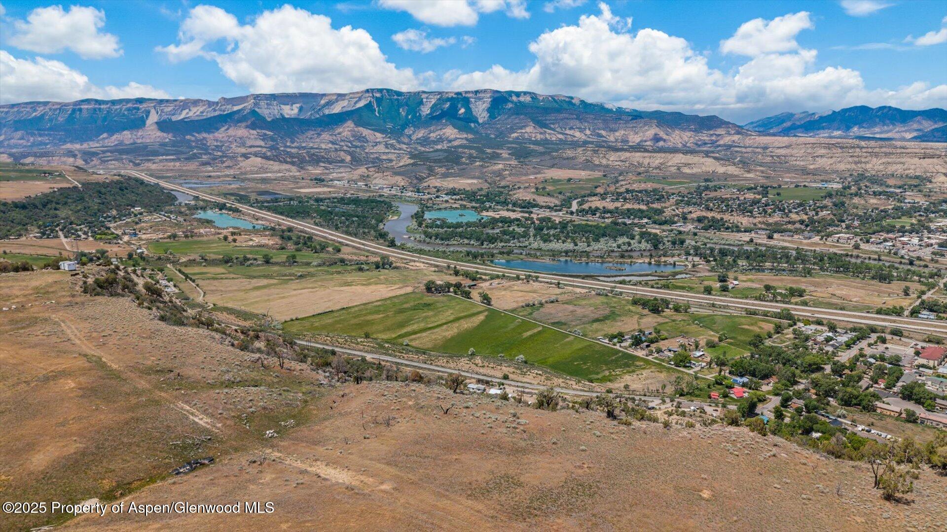 160 Mustang Mesa Trail
