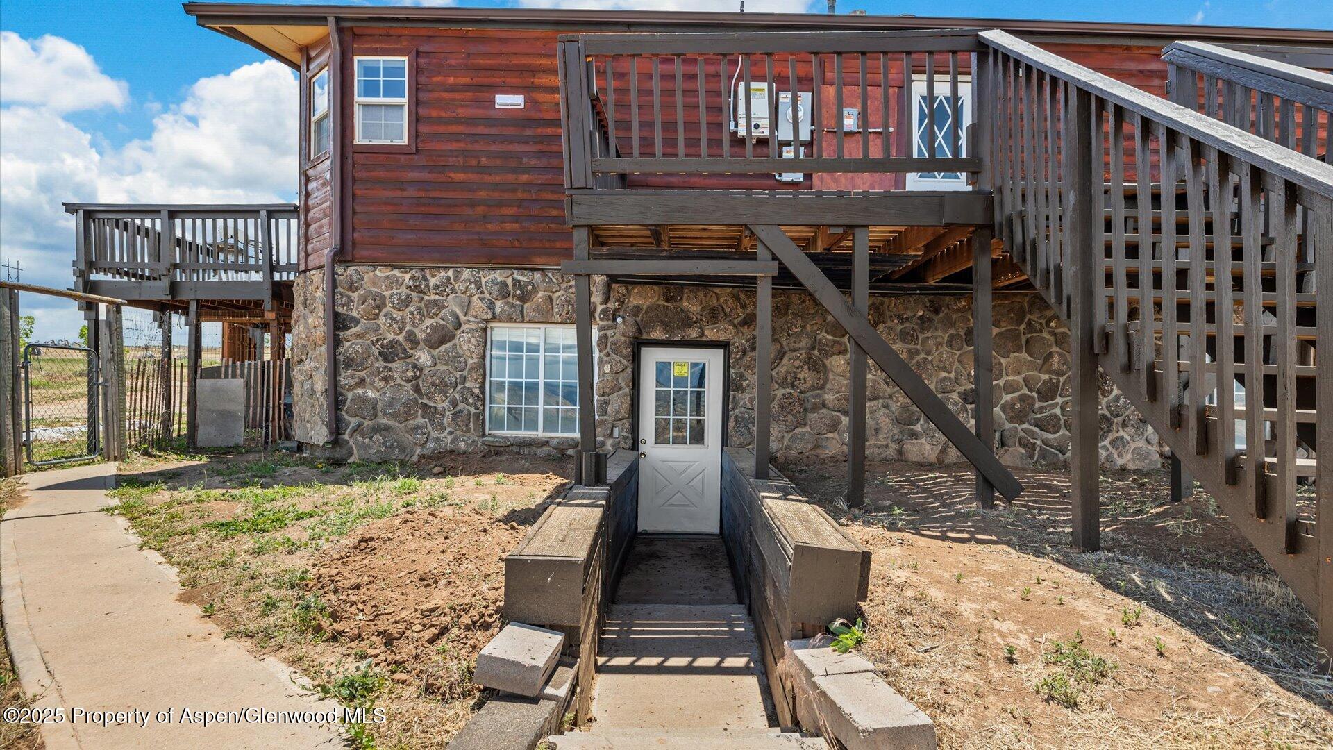 160 Mustang Mesa Trail