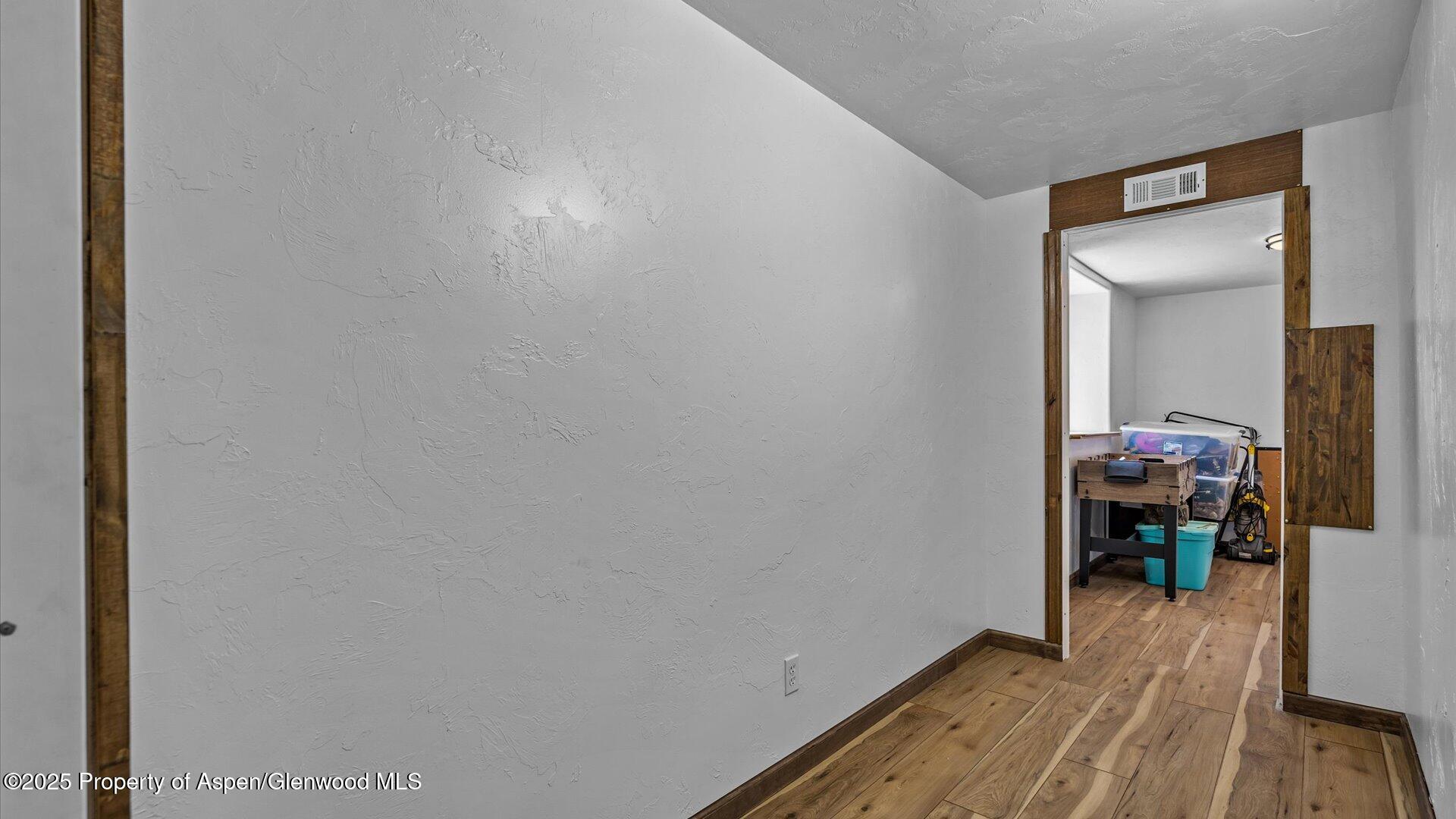 160 Mustang Mesa Trail