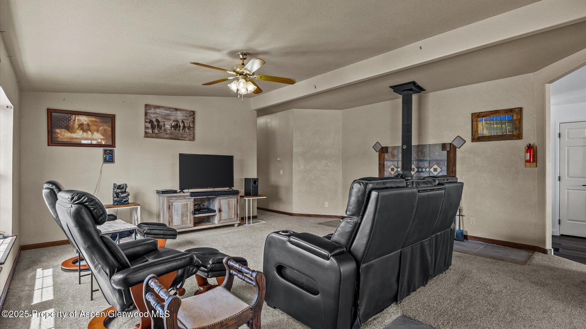 160 Mustang Mesa Trail