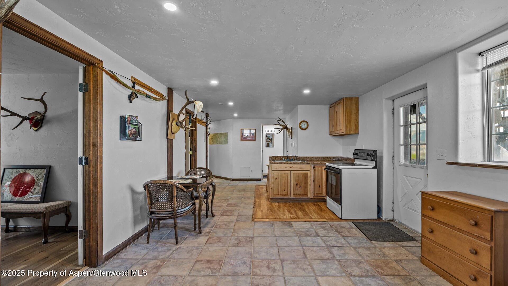 160 Mustang Mesa Trail