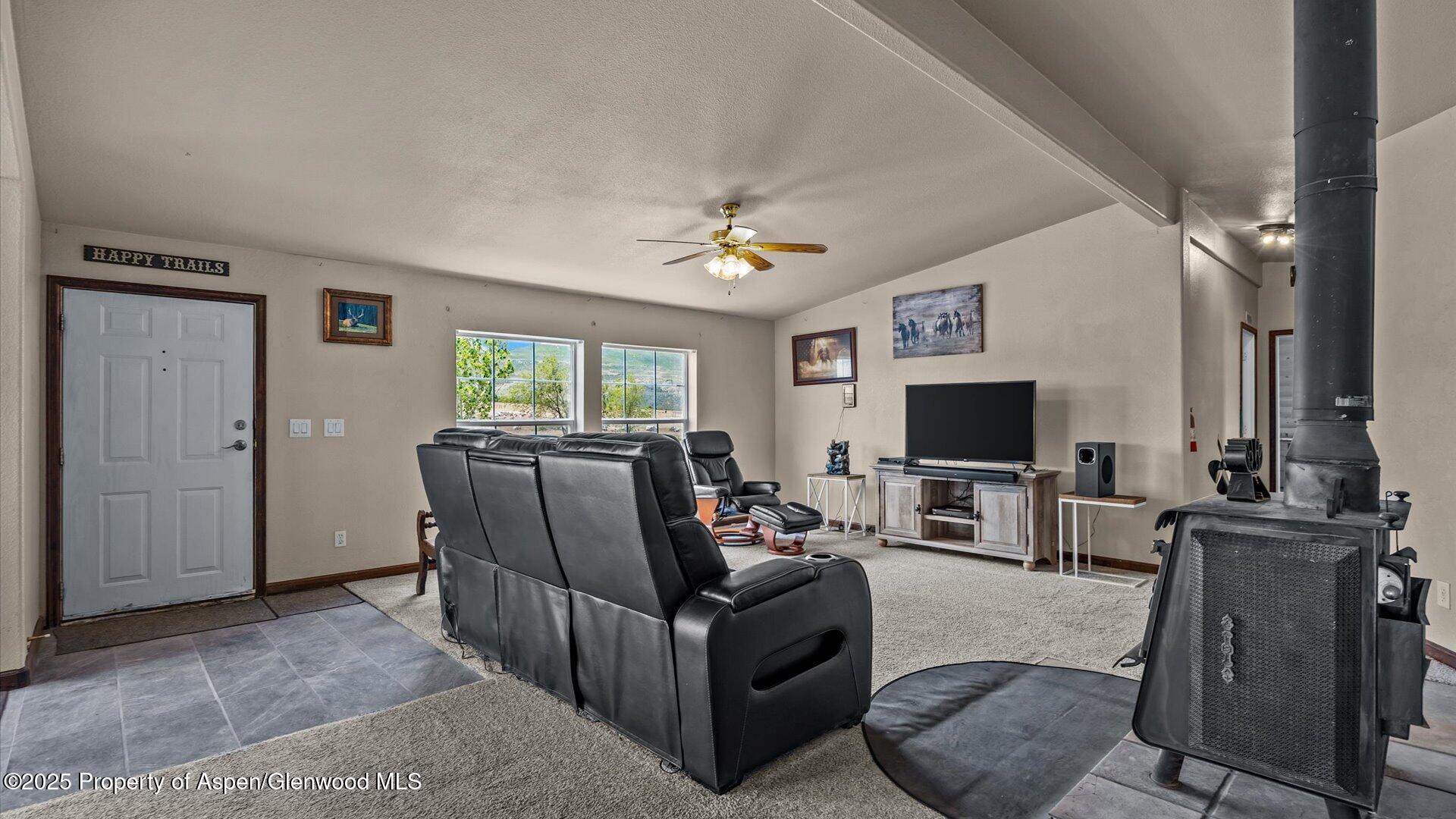 160 Mustang Mesa Trail