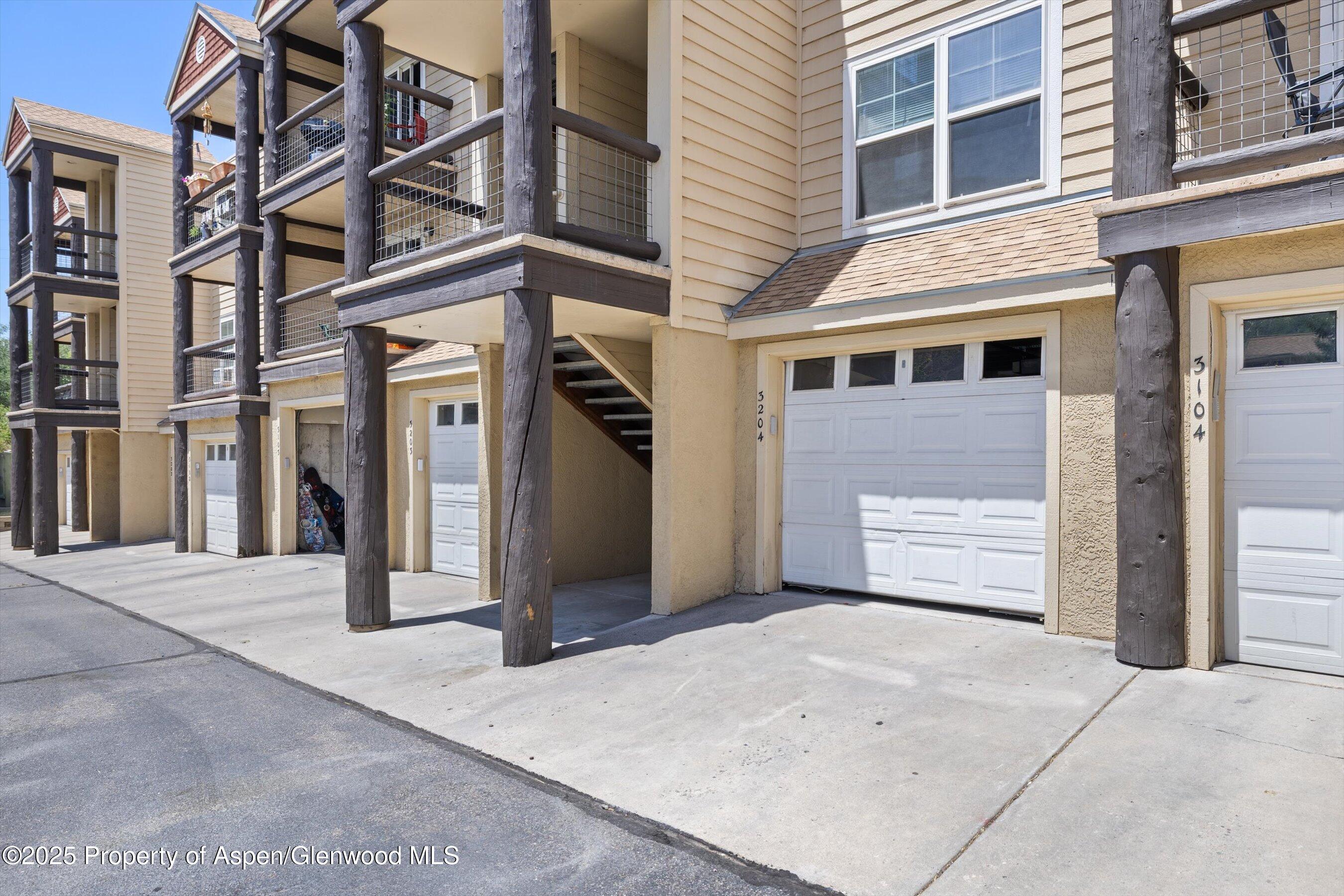 3204 Sunset Ridge Court