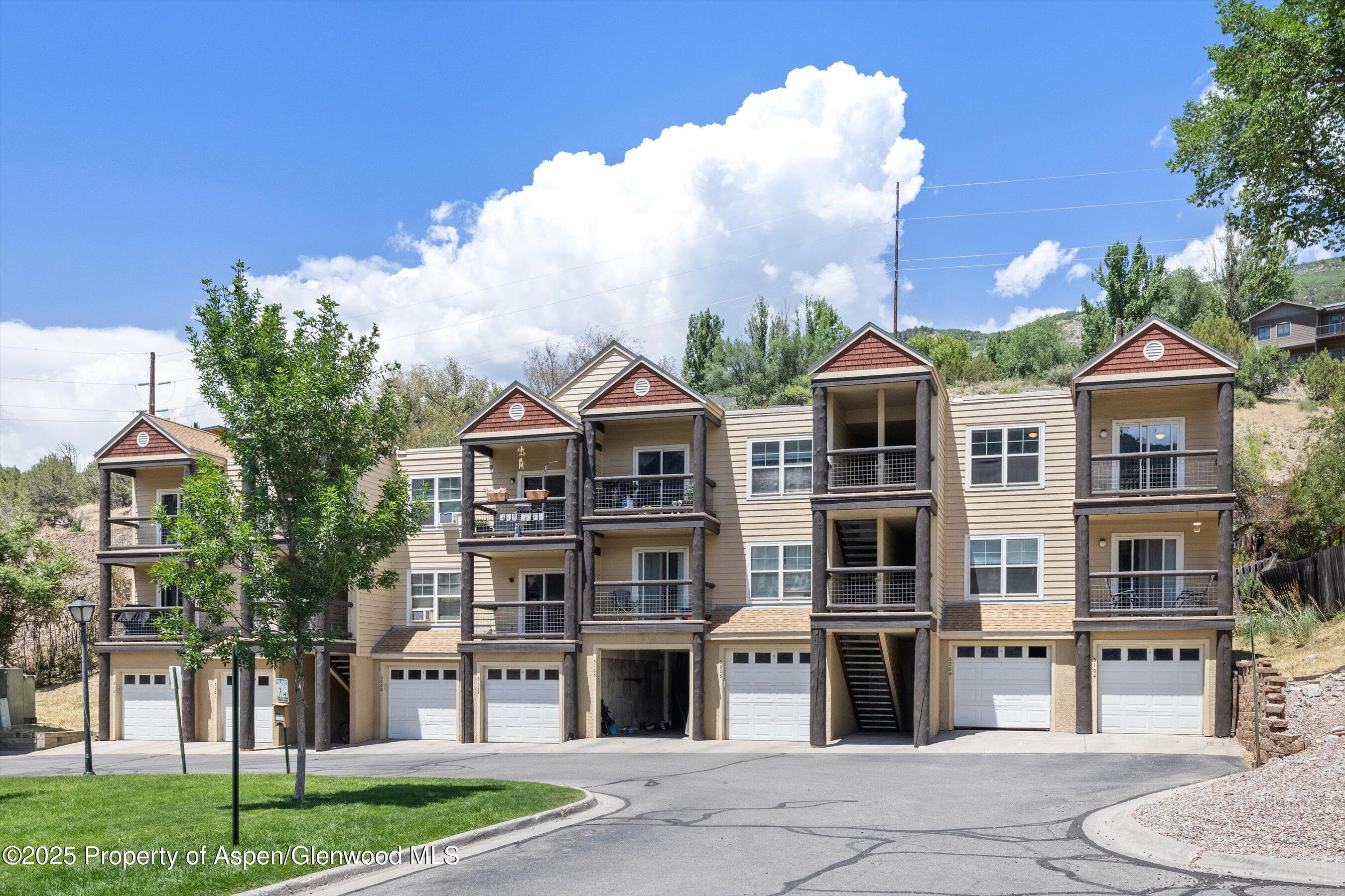 3204 Sunset Ridge Court