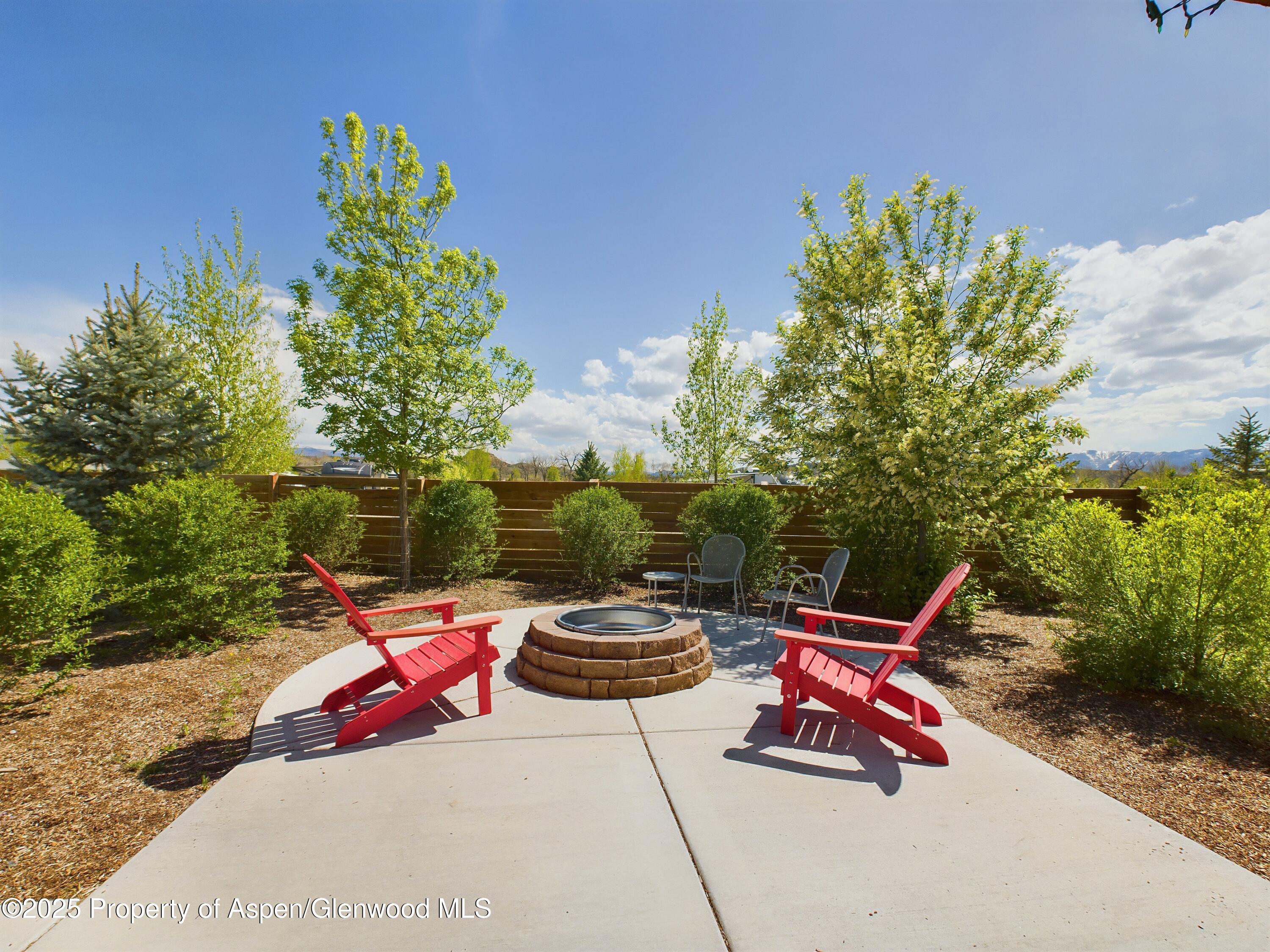 329 River Frontage Road, #4