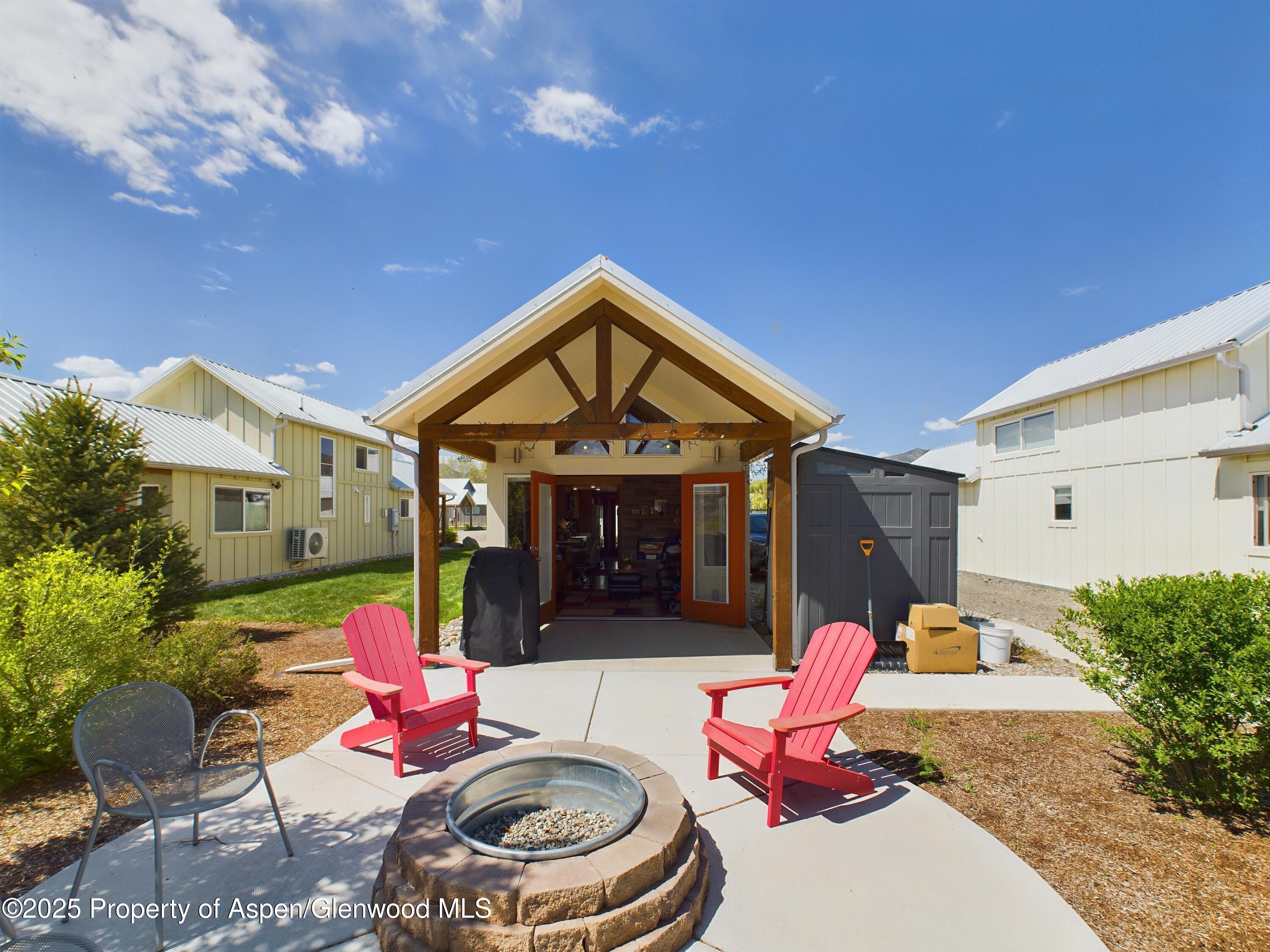 329 River Frontage Road, #4