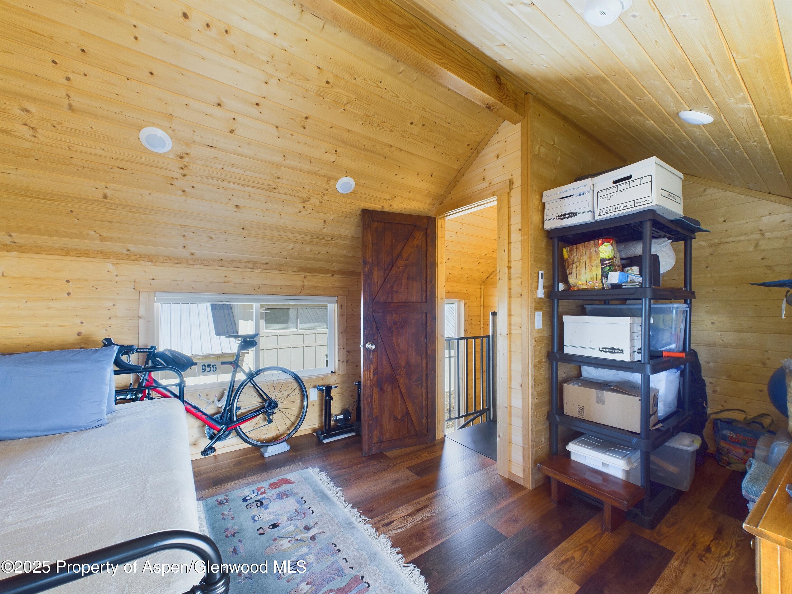 329 River Frontage Road, #4