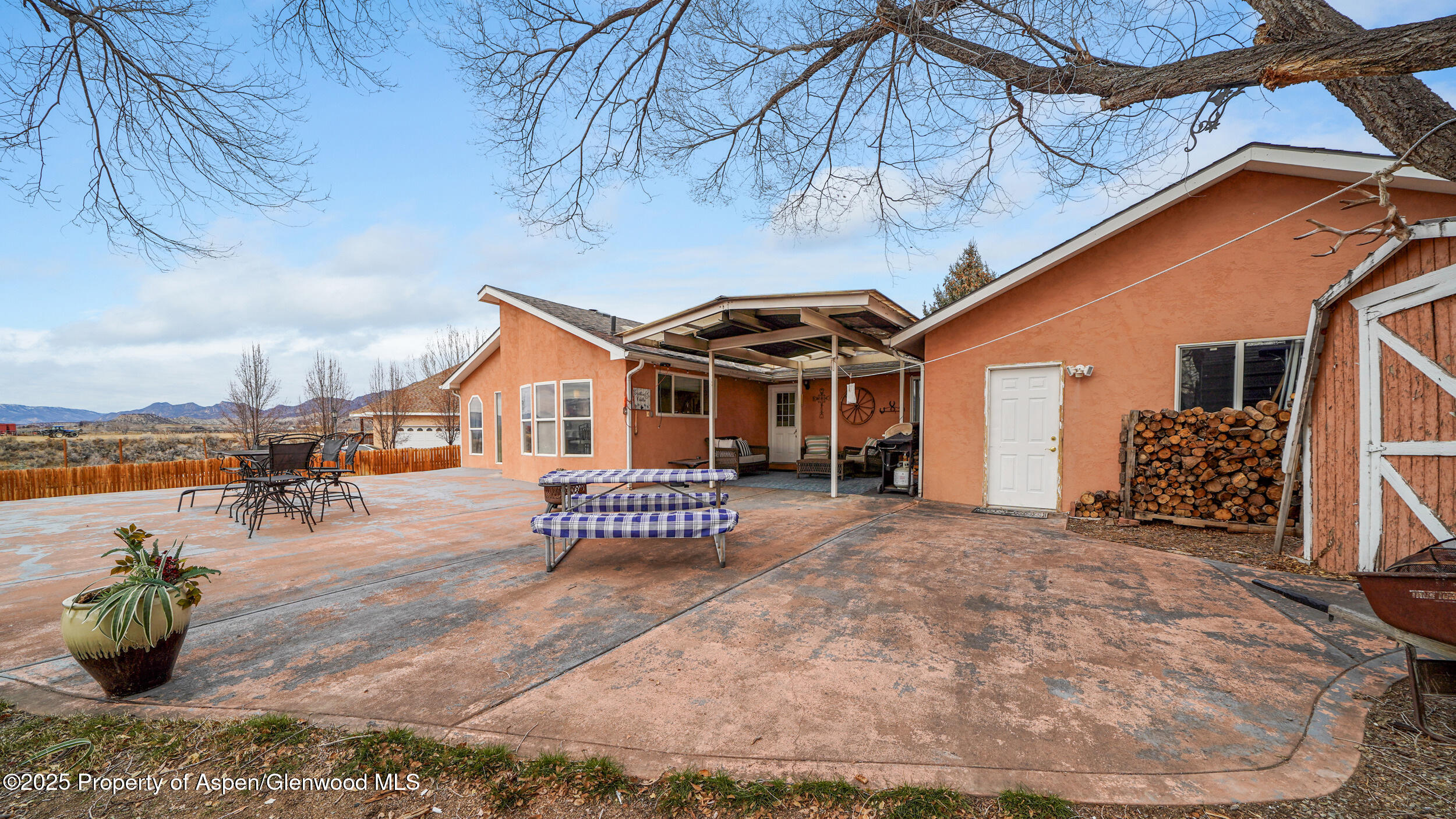 161 S Golden Drive