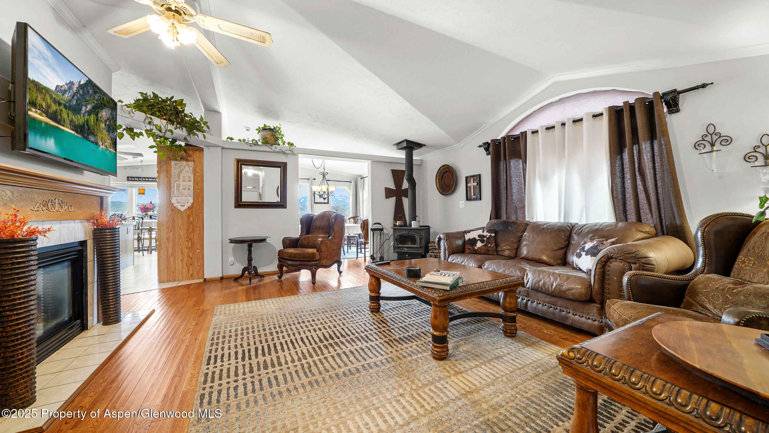 161 S Golden Drive