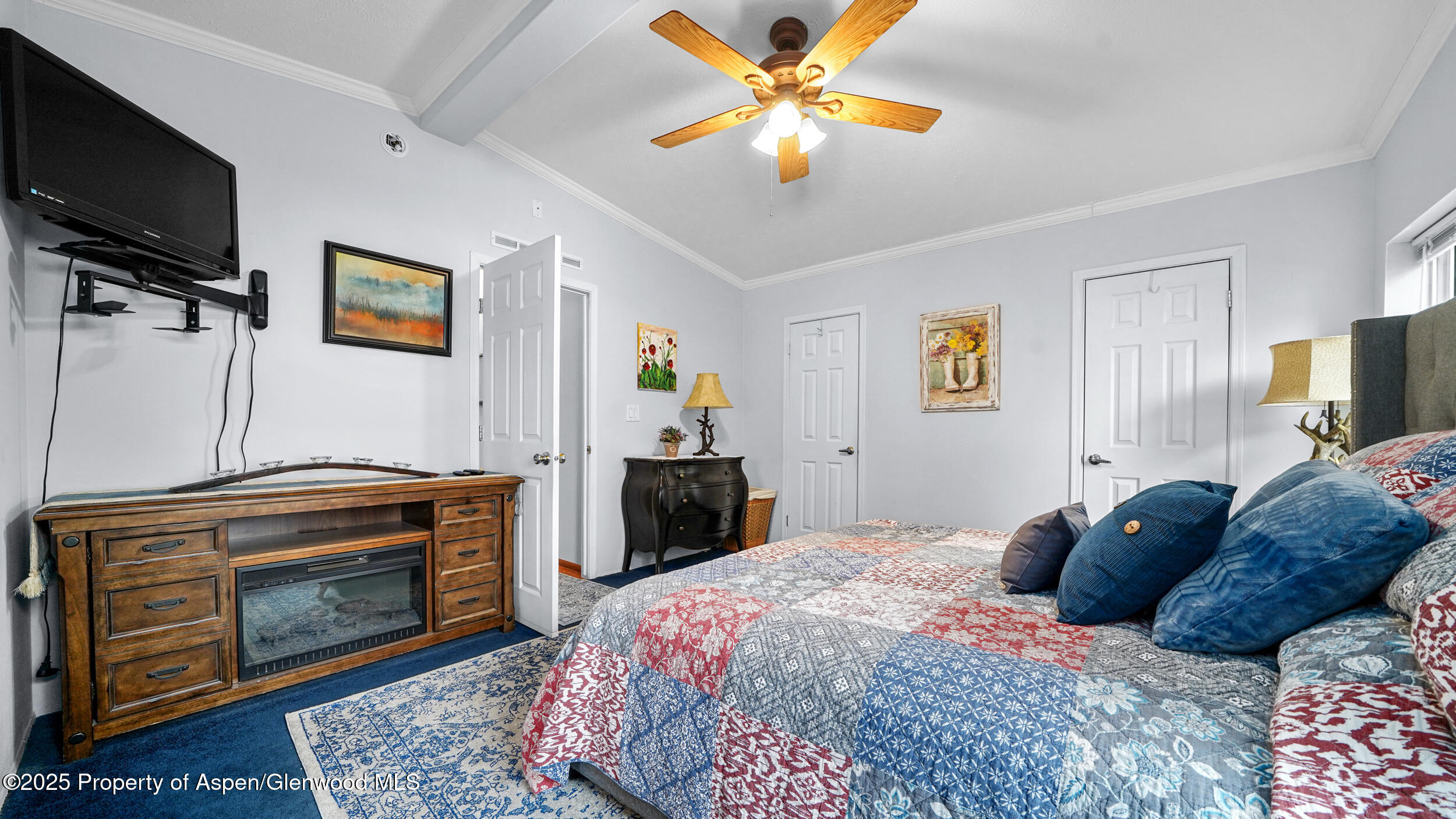 161 S Golden Drive