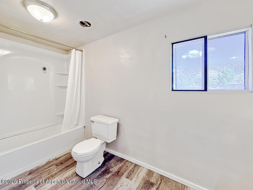 45 E Carson Circle