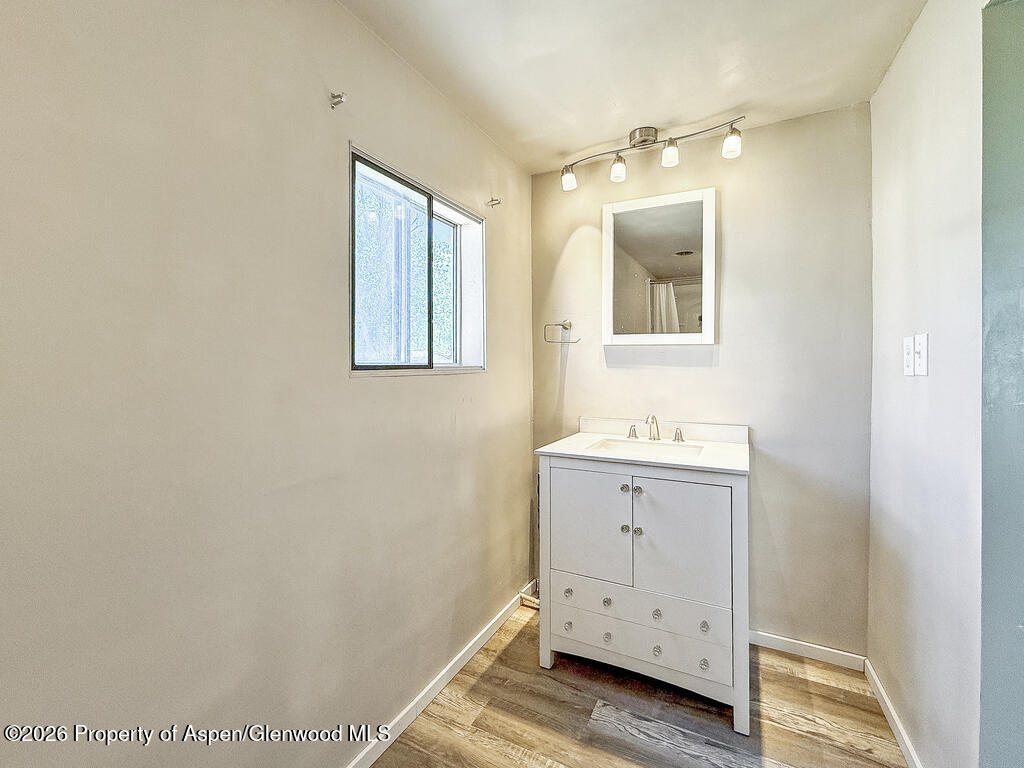 45 E Carson Circle
