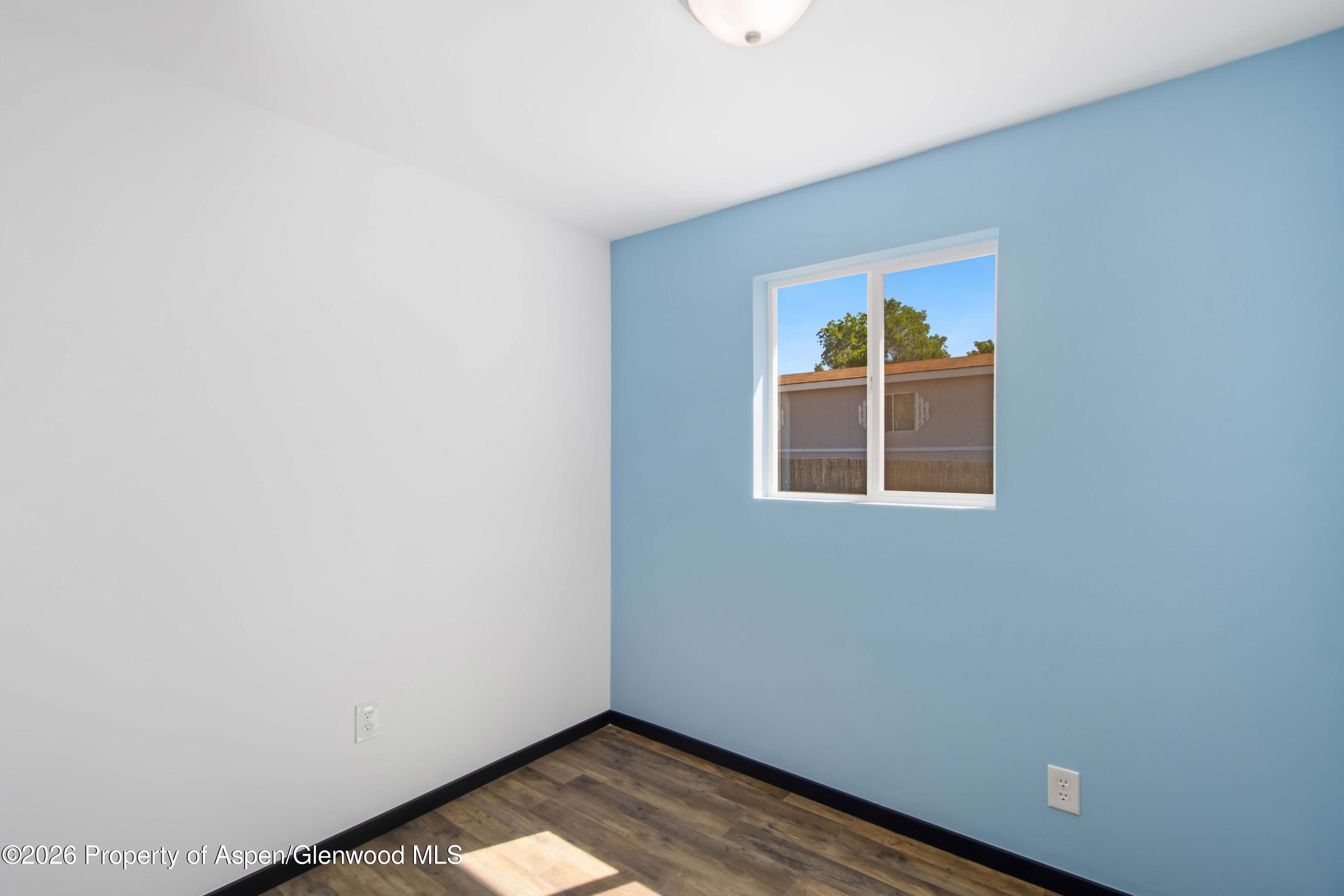 22 E Silverbell Place