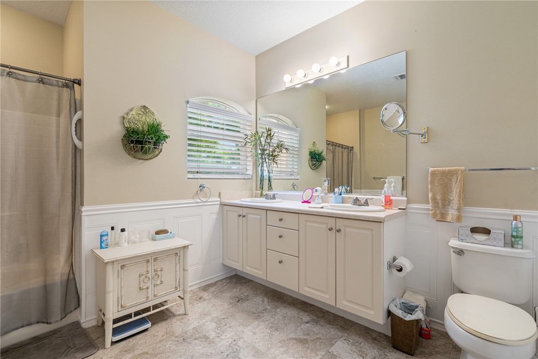 5035 Fairways Circle C303