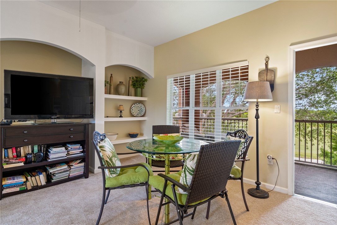 5035 Fairways Circle C303