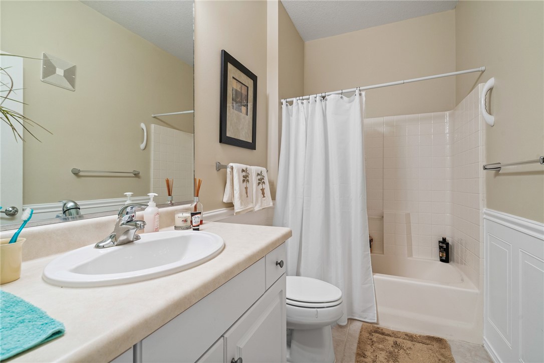 5035 Fairways Circle C303