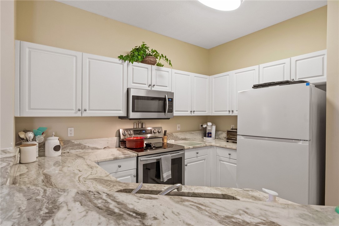 5035 Fairways Circle C303