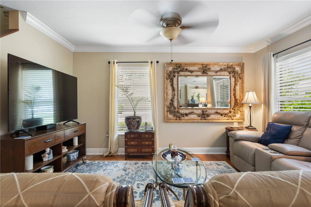 1669 Pointe West Way