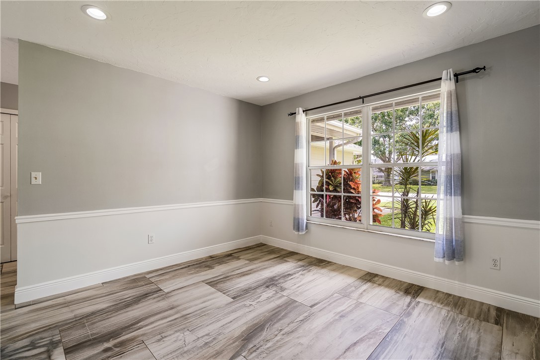 150 29th Court SW