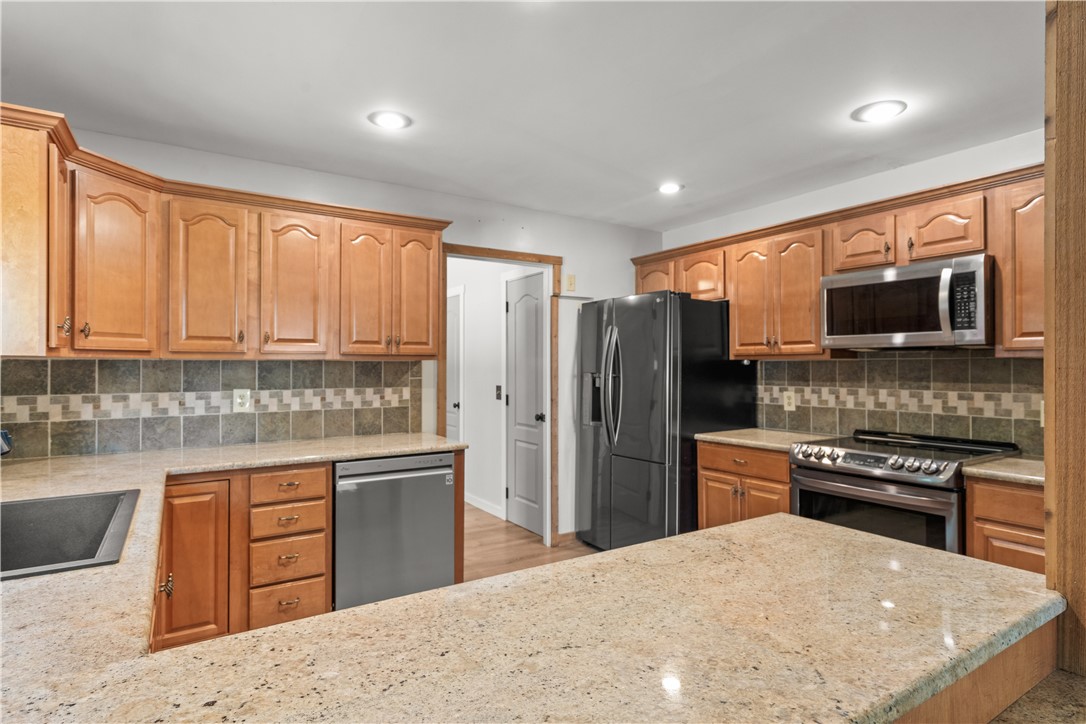 3336 8th Street