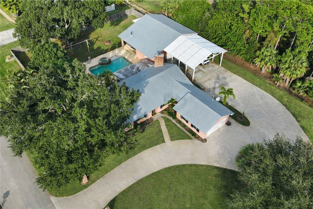 3336 8th Street