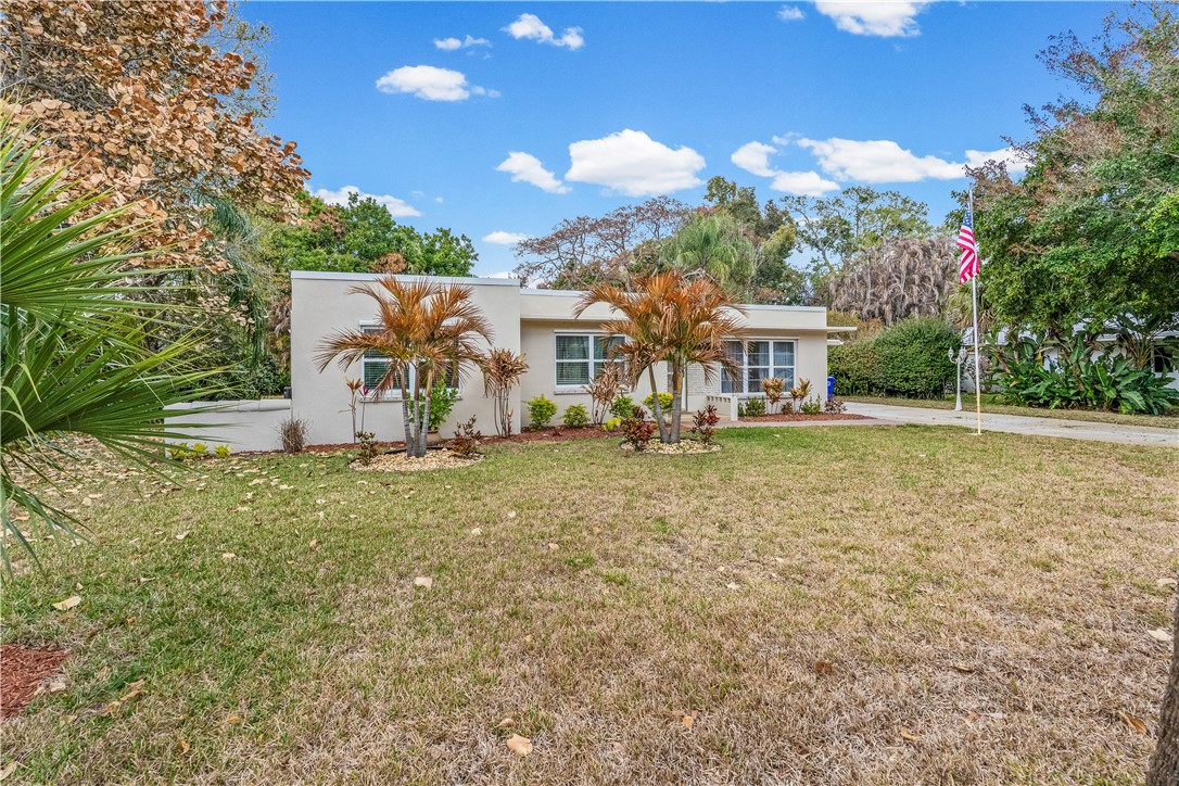 2145 Buena Vista Boulevard